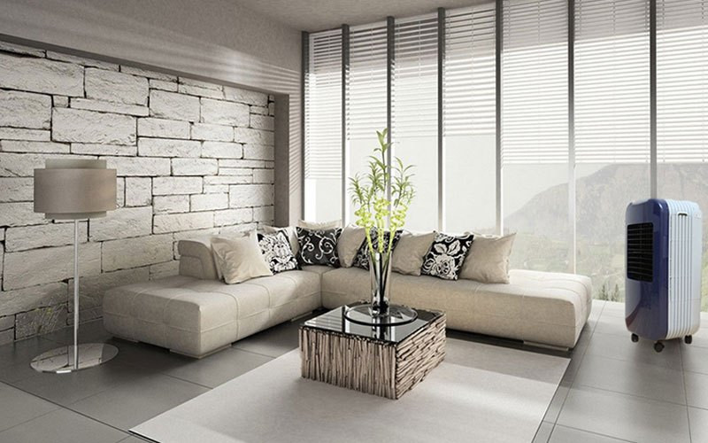 alt text: Mở cửa thường xuyên để đón gió tự nhiên