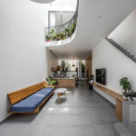 Thiết kế giếng trời cho nhà phố hiện đại