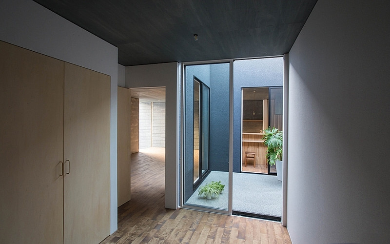 Thiết kế giếng trời tránh hắt mưa