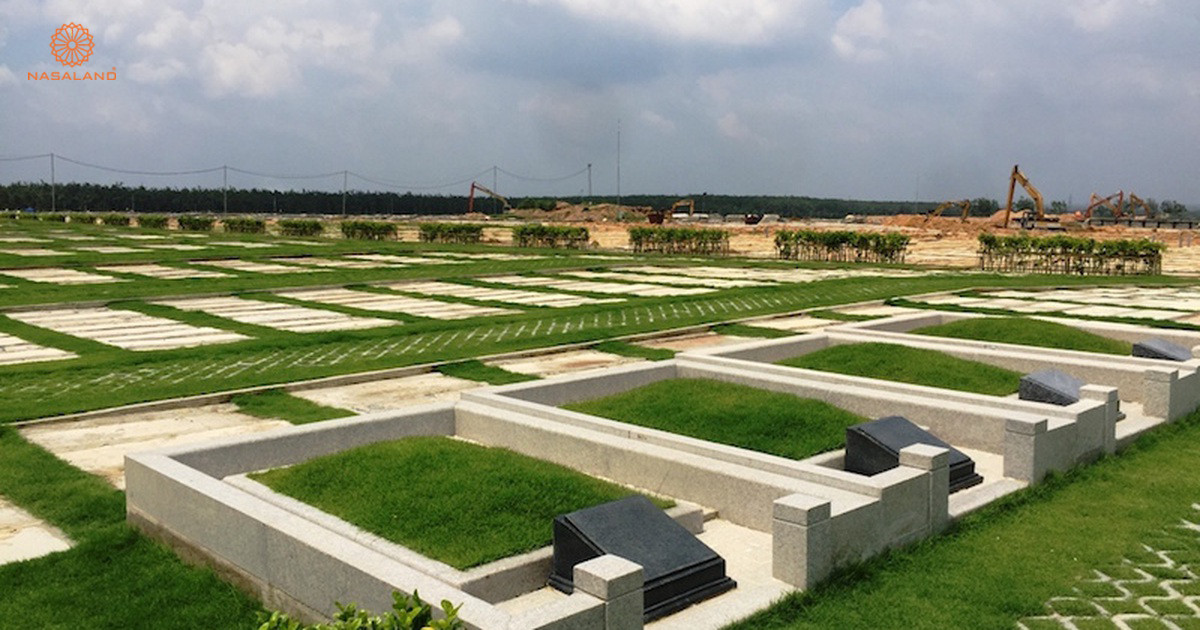 Đất nghĩa trang đang xây dựng.