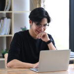 7 yếu tố cần cân nhắc khi mua nhà cho con