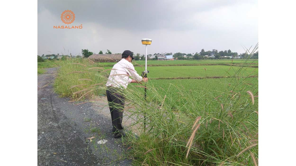 Ranh giới đất liền kề