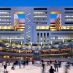 1 Euro đổi 1 USD và khả năng “mua đáy, bán đỉnh” của tỷ phú BĐS Lý Gia Thành